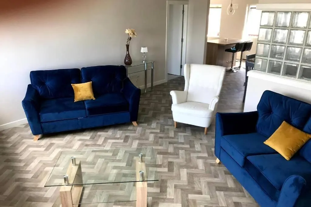 Large Three Bed With Lough Atalia Views Lejlighed Galway